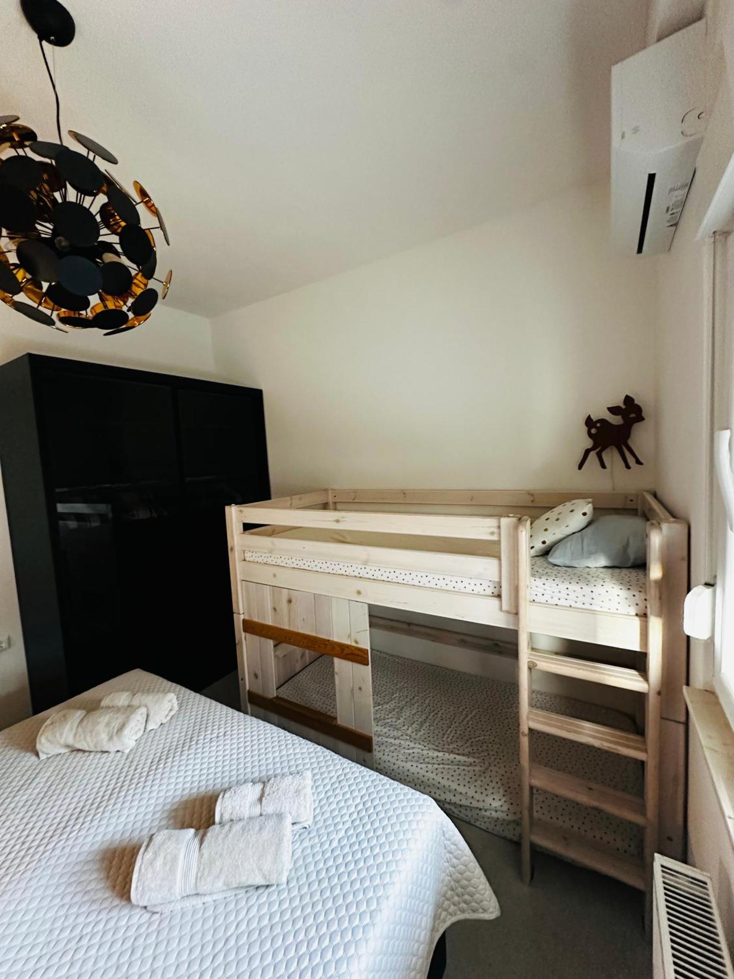 Apartments Zora Τρογκίρ Εξωτερικό φωτογραφία