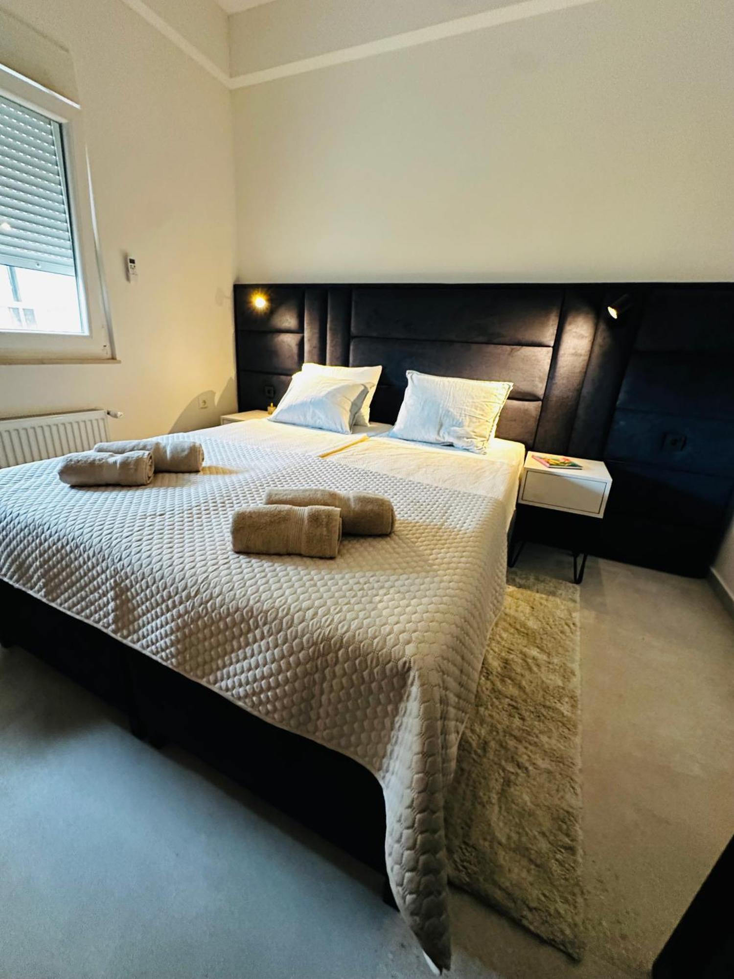 Apartments Zora Τρογκίρ Εξωτερικό φωτογραφία